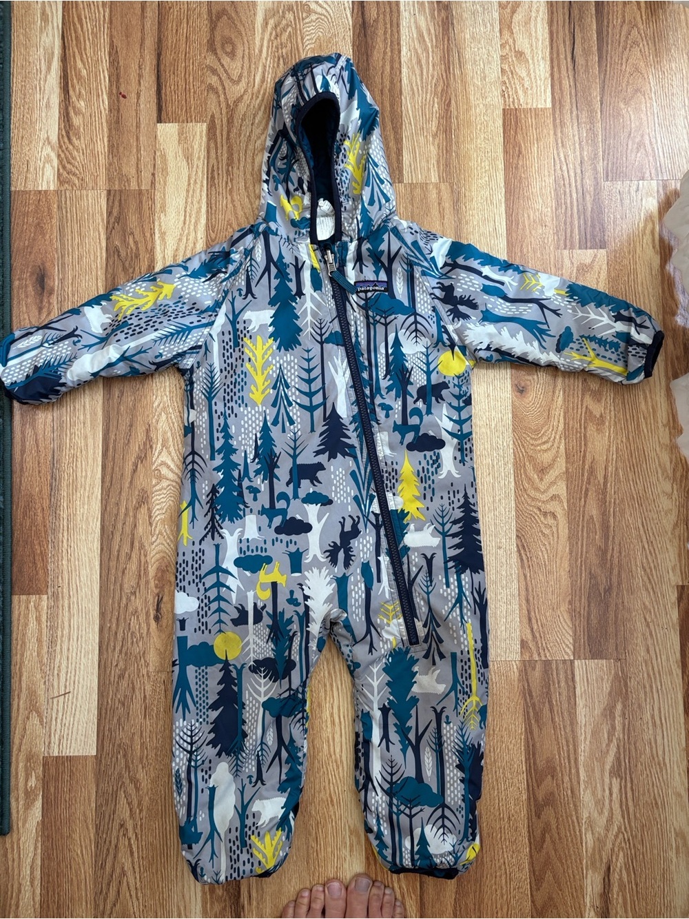 Patagonia bunting animal print, reversible teal EUC 12-18